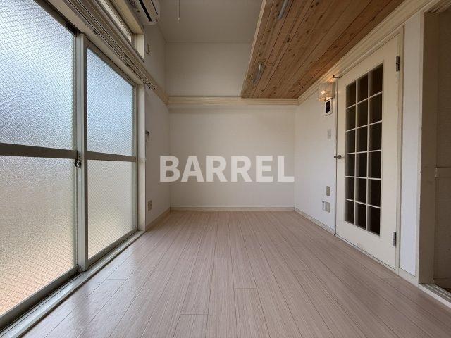 トップガーデンの内装