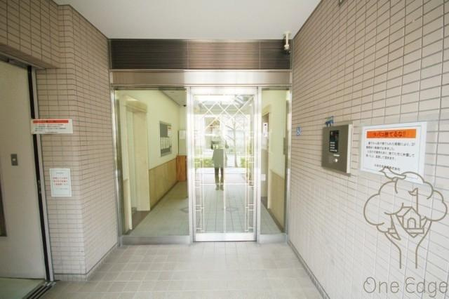 エトワール北梅田のエントランス