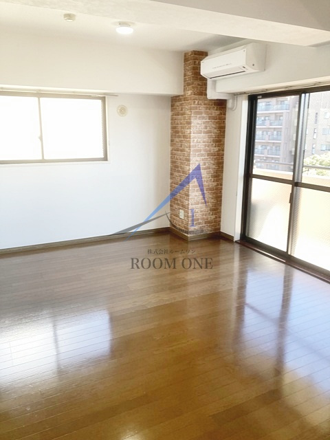 アムールの居間・リビング|洋室のお部屋です。