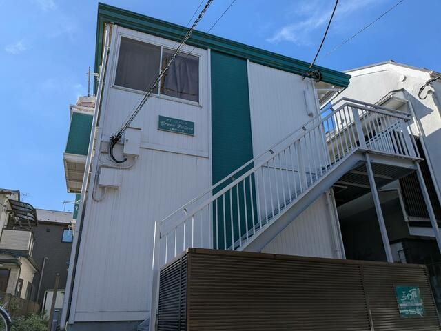 グリーンパレスの外観