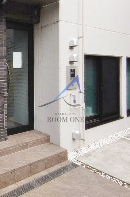 QUQURI Tokyo Shinjukuのエントランス|エントランスです。