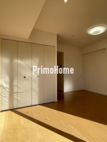 ホープシティ秋葉原の居間・リビング