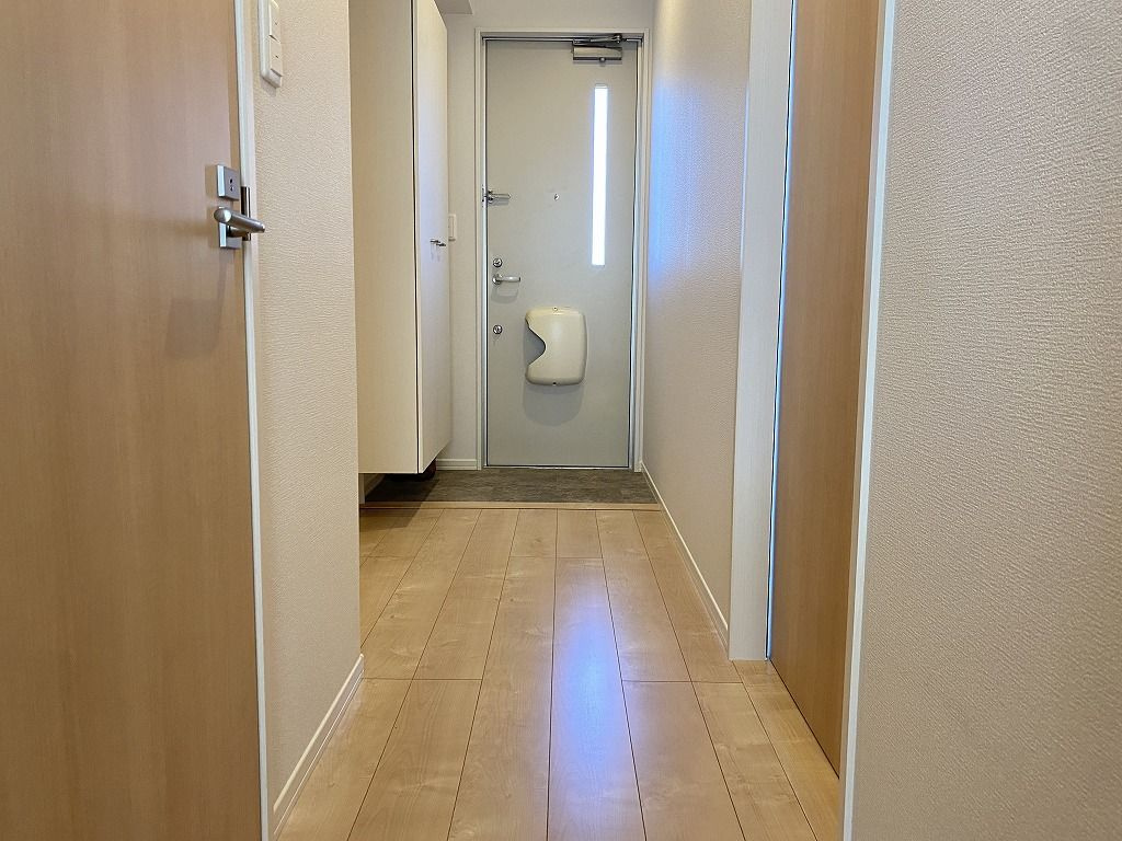 アザレア梅満の内装|明るい室内です※同タイプのお部屋になります。