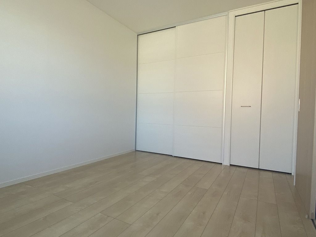 アザレア梅満の内装|明るい色調の室内です※同タイプのお部屋になります。