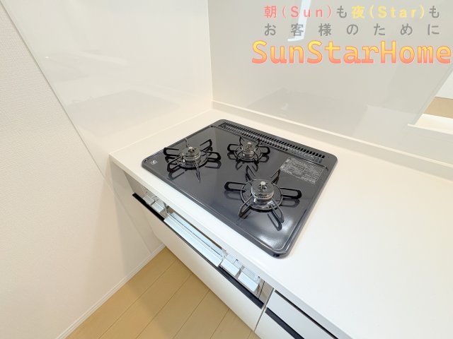 【サンスターホーム】青梅市新町4丁目　高性能新築戸建D号棟のキッチン