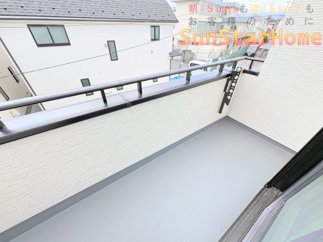 【サンスターホーム】青梅市新町4丁目　高性能新築戸建D号棟のバルコニー