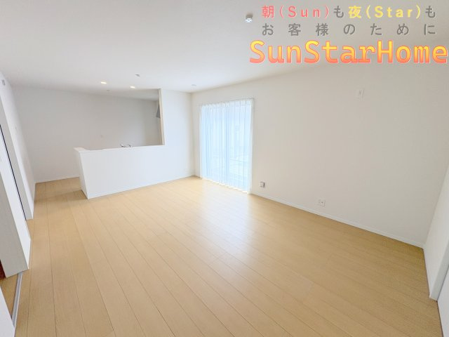 【サンスターホーム】青梅市新町4丁目　高性能新築戸建D号棟の居間・リビング