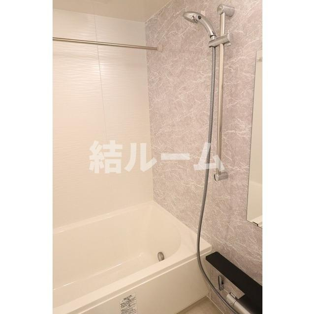 文京区関口１丁目の賃貸マンションの浴室