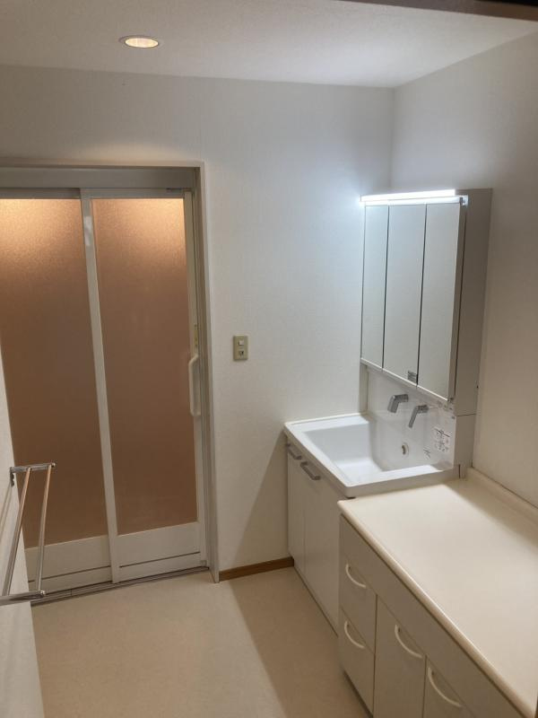 粕谷3丁目戸建の洗面所|洗面所