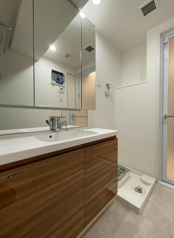 【独立洗面台】