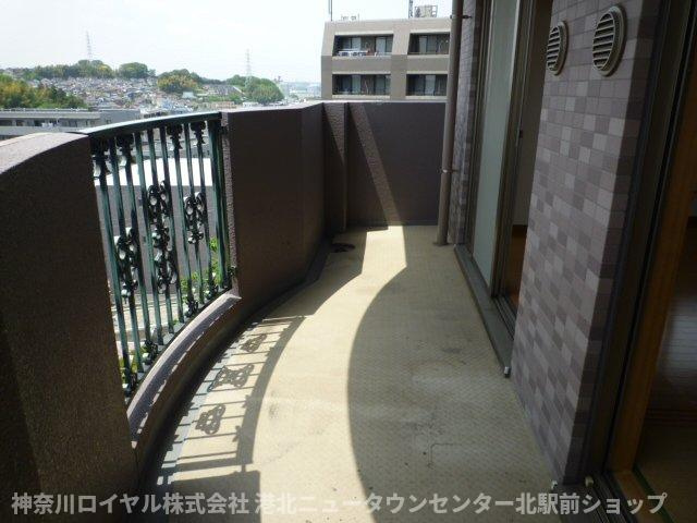 【バルコニー】