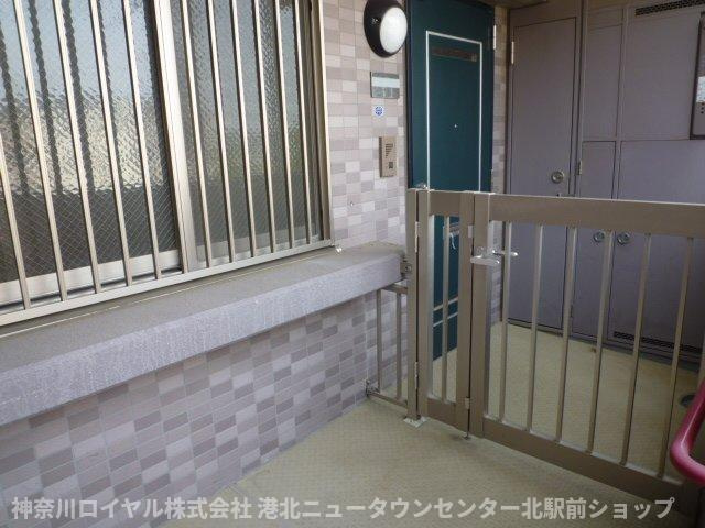 【玄関】