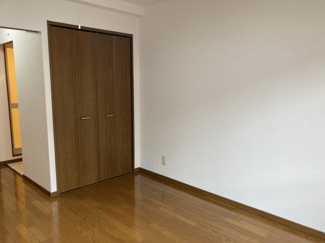 【収納】 | ラ・プルミエール | ラ・プルミエール　４０５号室と同タイプのお部屋です。