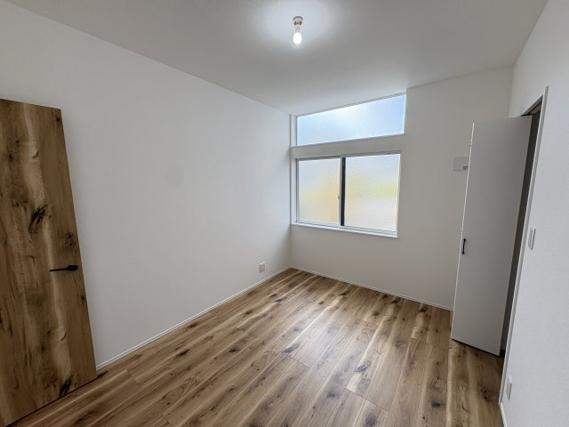 AHC宜野湾市大山4丁目-2号棟　＼☆ご成約時キャッシュバック☆／の洋室|使い勝手のいい洋室です！