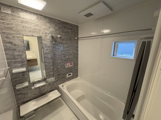 AHC宜野湾市大山4丁目-2号棟　＼☆ご成約時キャッシュバック☆／の浴室|きれいなお風呂です！