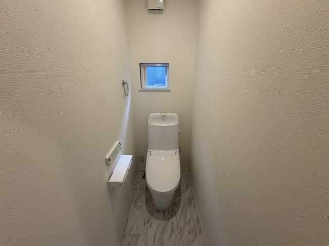 AHC宜野湾市大山4丁目-2号棟　＼☆ご成約時キャッシュバック☆／のトイレ|2箇所目のトイレです！