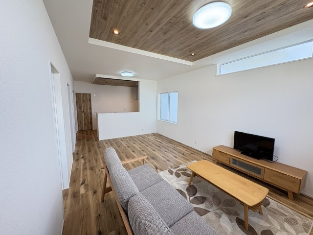 AHC宜野湾市大山4丁目-2号棟　＼☆ご成約時キャッシュバック☆／の居間・リビング|綺麗ですよね☆