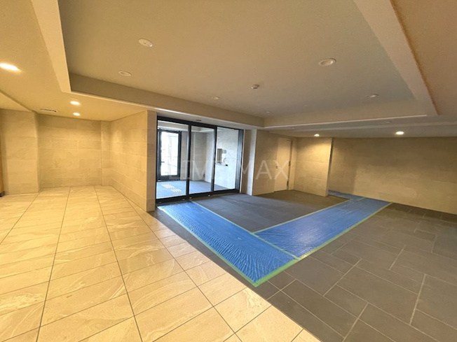 【ロビー】プレデコート西京極