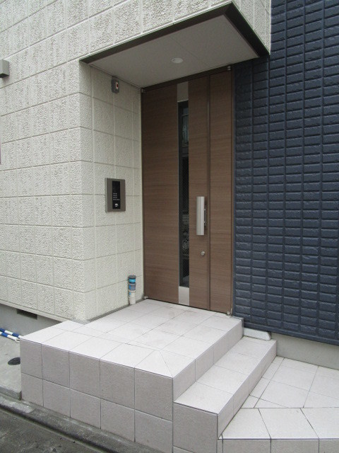 ヌーベルヴィ向島のエントランス|★エントランス★