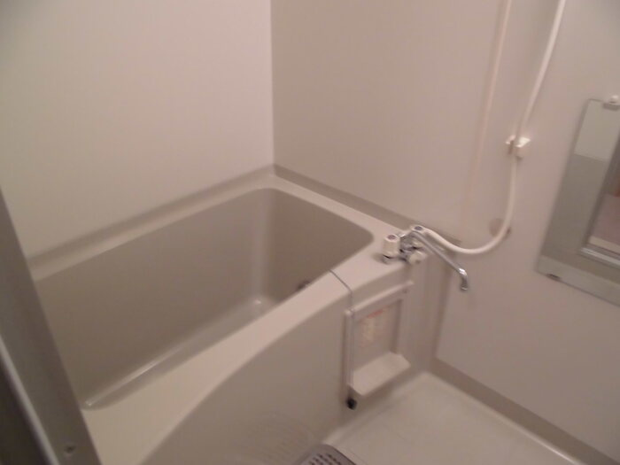 プレジオ白鳥　Ｂの浴室