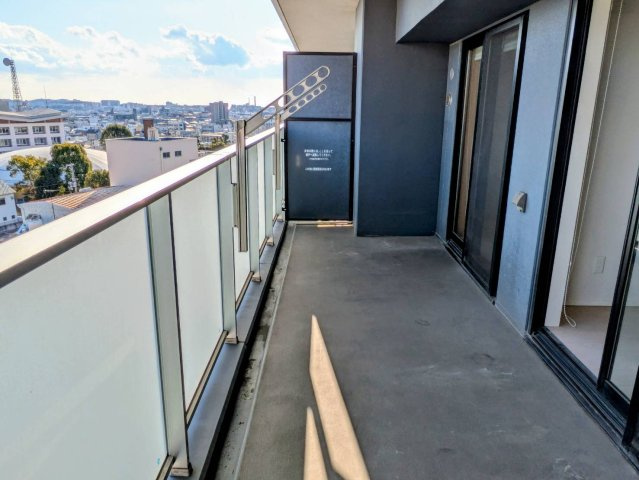 シャルマンフジスマート和歌山城公園のバルコニー