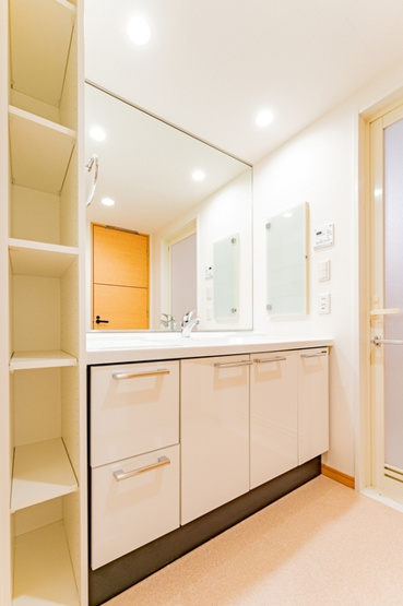 【洗面所】 | ＭＦＰＲ目黒タワー | ※写真は同タイプ住戸です。