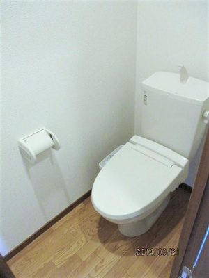 【トイレ】 | さくら | 落ち着いた色調のトイレです