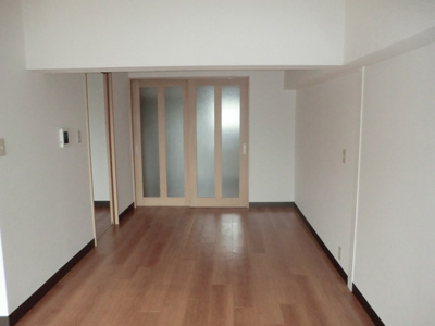 【居間・リビング】 | ビバリーヒル