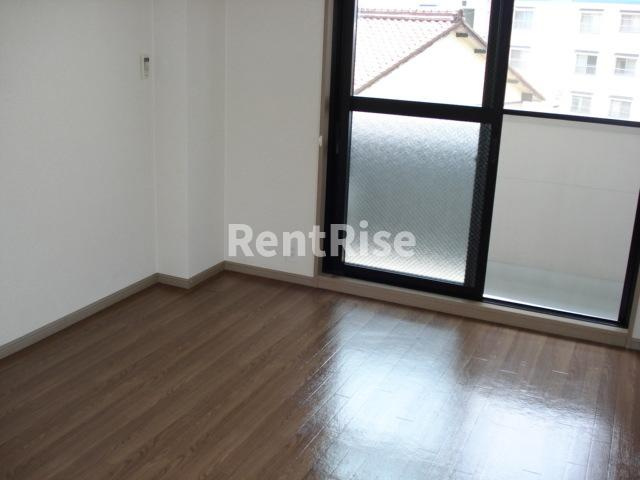 プライムガーデンの居間・リビング