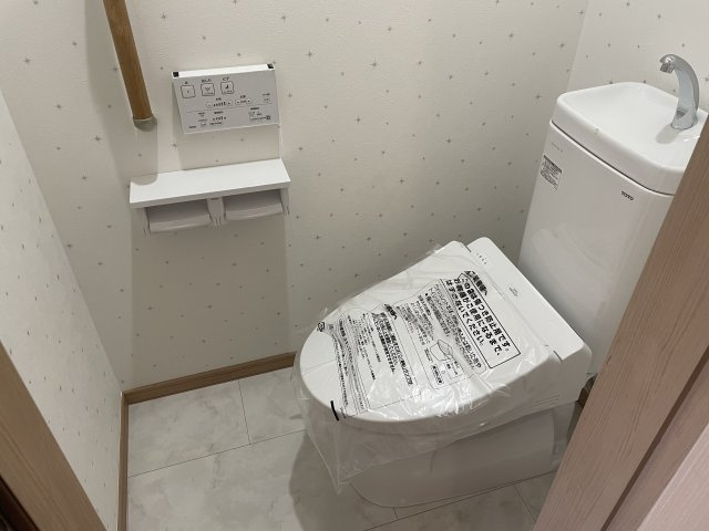 小川町１丁目４７８戸建賃貸住宅のトイレ