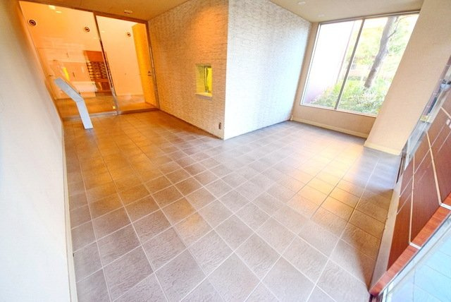 ザ・レジデンス本牧横浜ベイサイドのロビー