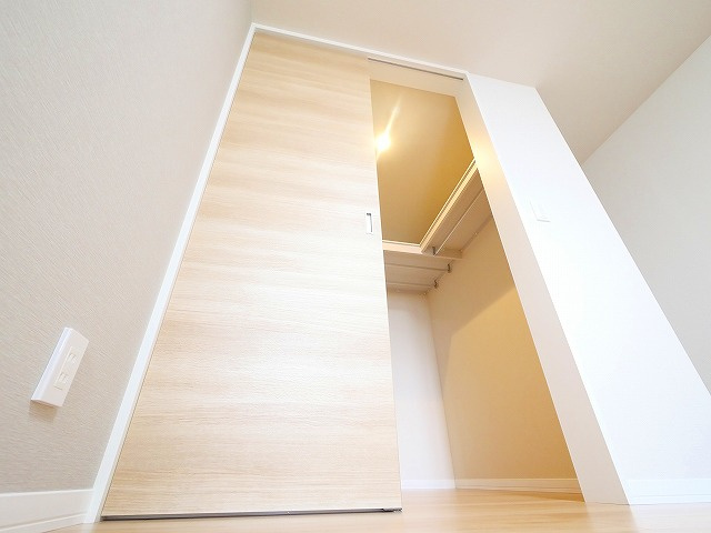 シャーメゾンアイメールの収納|小物を収納するのに便利です