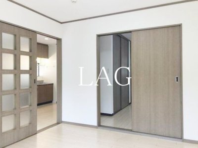 【居間・リビング】 | パークユー桜台 | 洋室のお部屋です。