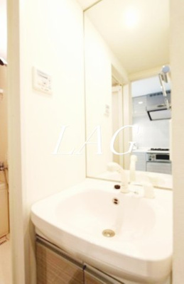 【洗面所】 | アクサス桜台エクスクルーシブ | 洗面台です。
