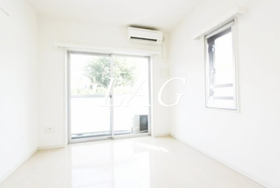 【居間・リビング】 | アクサス桜台エクスクルーシブ | 洋室のお部屋です。