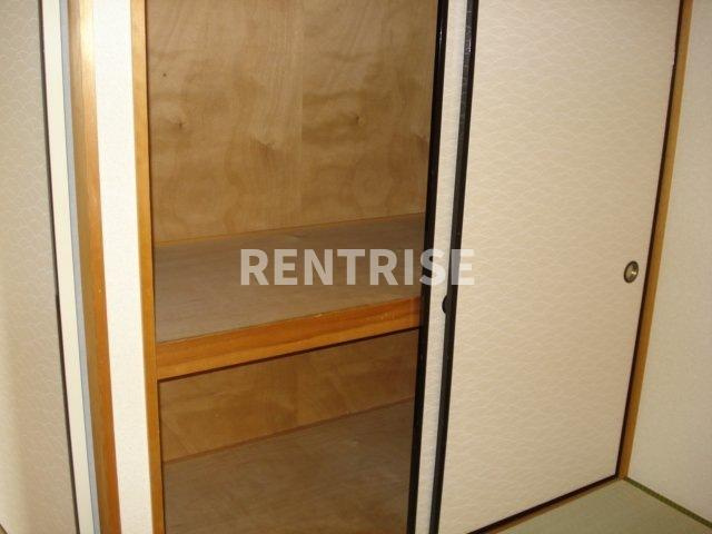 クラウンズマンションのその他共用部分|押入