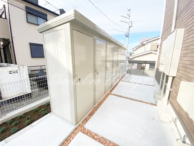 パルティールのその他共用部分|荷物が多い方必見♪各一部屋ずつに専用物置