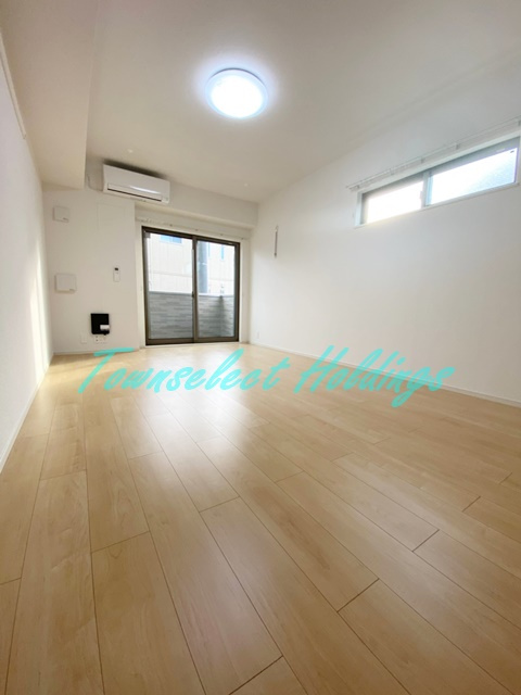 パルティールの居間・リビング|広々9.5帖♪南西向きで日当たり良好