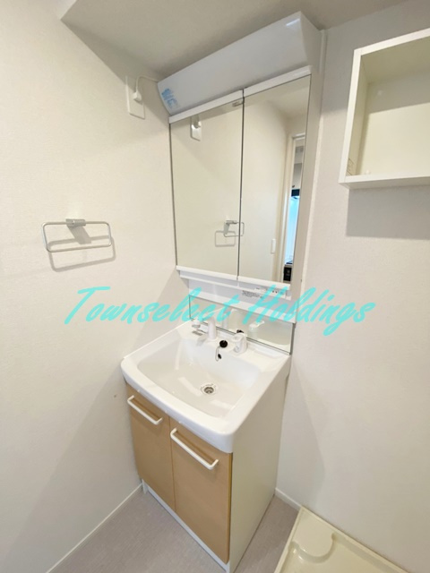 パルティールの洗面所|室内洗濯機置き場・独立洗面台♪