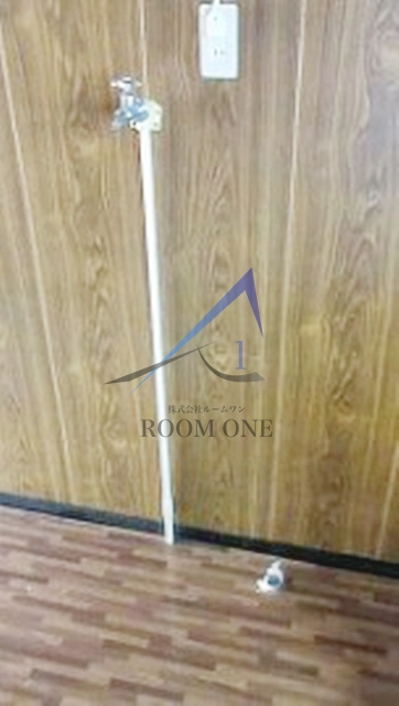 ハウスシュウの設備|洗濯機置き場です。