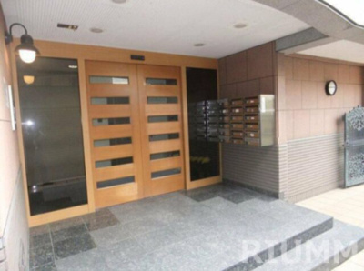 【エントランス】 | ヴィエント目白