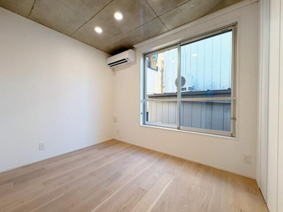 【寝室】 | クアードロ中野223