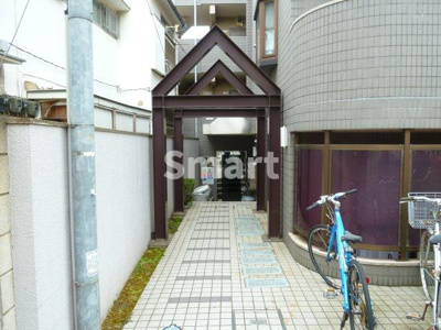 【エントランス】 | イクス中野