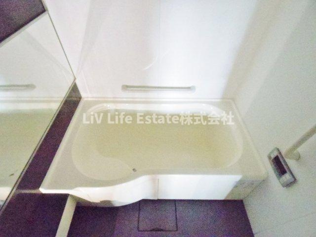 東村山市萩山町５丁目の賃貸マンションの浴室