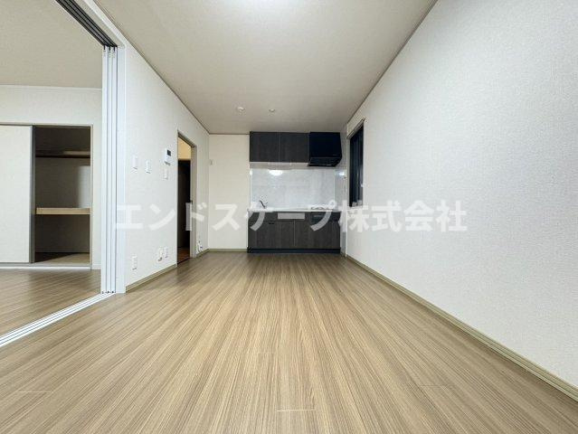 ビュークレスト　Ｃの居間・リビング|高崎、前橋のお部屋探しはエンドスケープまで！お客様の理想お聞かせ下さい♪