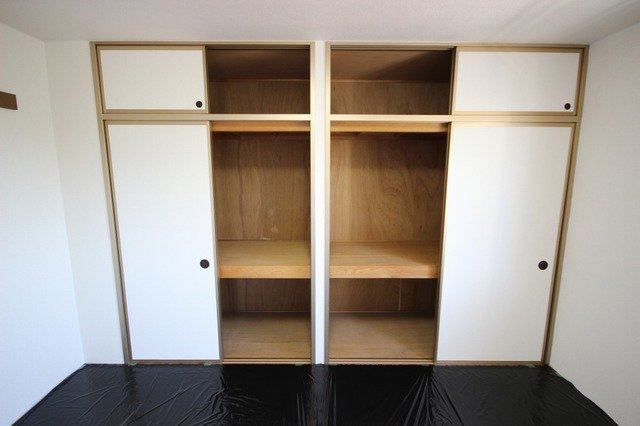 グリーンビラ六甲の収納|たっぷりとした収納スペースです