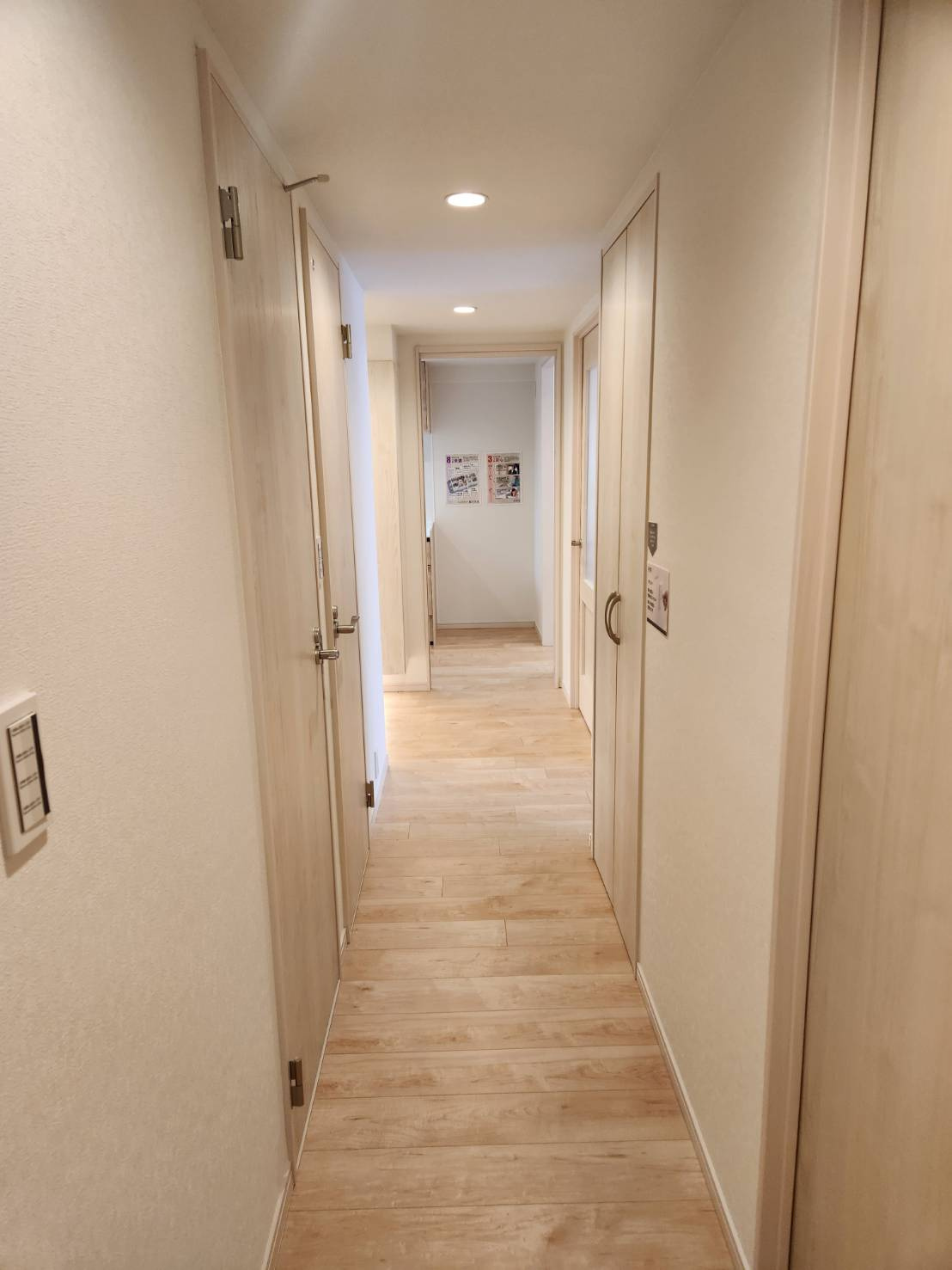 浦和針ヶ谷パーク・ホームズフィオーレの内装|白が基調の明るい住まい