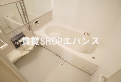 【浴室】 | メゾンドール | 落ち着いた空間のお風呂です