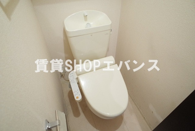 【トイレ】 | メゾンドール | 清潔感のあるトイレです