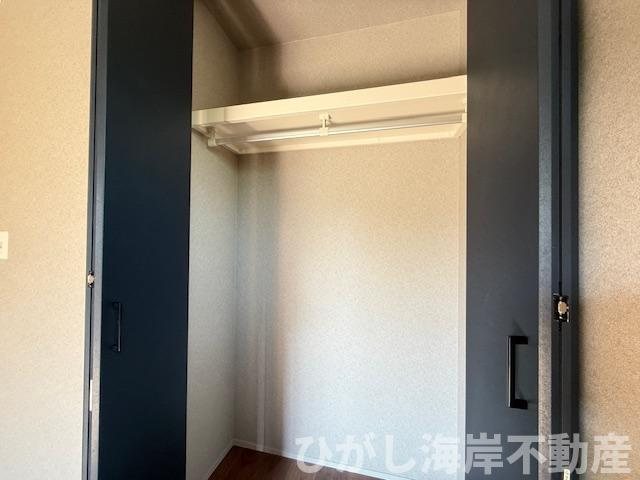 茅ヶ崎市赤羽根　新築戸建の収納|各居室　収納スペース付き